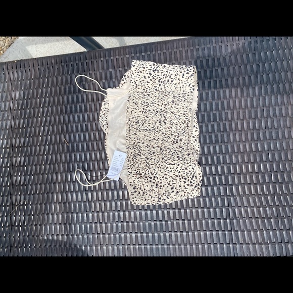 ruffle top - Picture 2 of 2